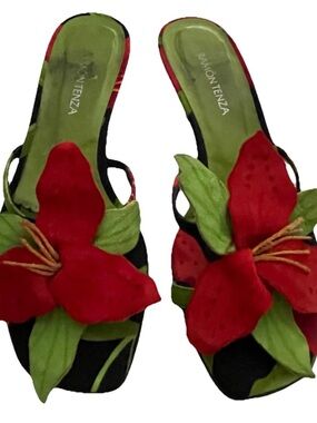 RAMON TENZA Vintage Tropical 3D Floral Kitten Heel Sandals Size 37